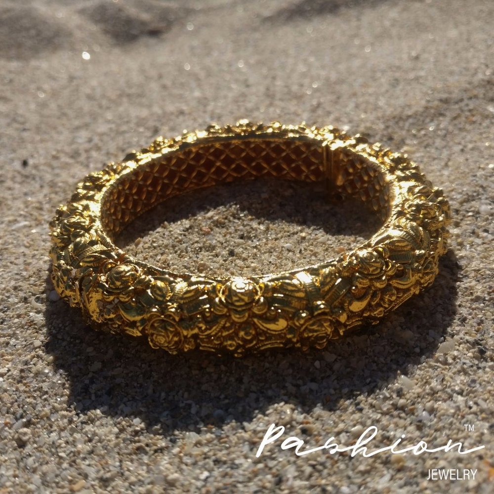 Super Chic Bohemian India Inspired Bracelet - Picture 3 of 8